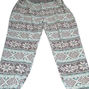 Cuddl Duds Womens Fleece Pajama Pants 1X Snowflake Pattern
